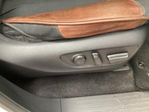 Toyota Land Cruiser Prado 2.8GD VX-L - Image 19