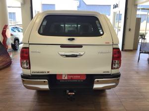 Toyota Hilux 2.4 GD-6 Raider X 4X4 automaticD/C - Image 5