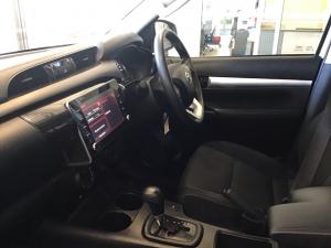 Toyota Hilux 2.4 GD-6 Raider X 4X4 automaticD/C - Image 7