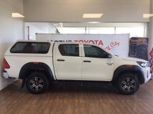 Toyota Hilux 2.4 GD-6 Raider X 4X4 automaticD/C - Image 3