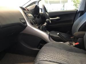 Toyota Auris 1.6 XS - Image 7