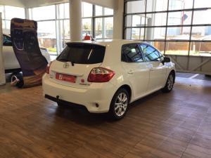 Toyota Auris 1.6 XS - Image 2