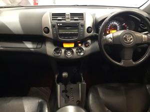 Toyota RAV4 2.0 VX auto - Image 6