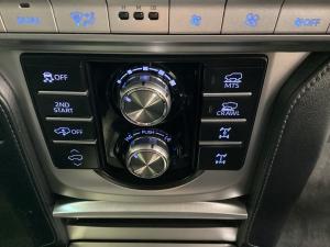 Toyota Land Cruiser 300 3.3D GX-R - Image 16