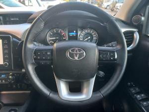 Toyota Hilux 2.8GD-6 48V double cab 4x4 Raider - Image 8