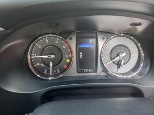 Toyota Hilux 2.8GD-6 48V double cab 4x4 Raider - Image 11