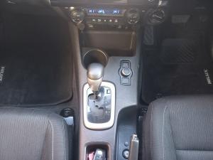 Toyota Hilux 2.8GD-6 48V double cab 4x4 Raider - Image 12