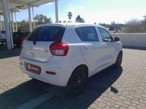 Toyota Vitz 1.0 XR manual - Image 2