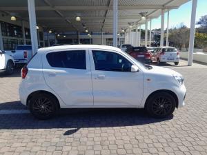 Toyota Vitz 1.0 XR manual - Image 3