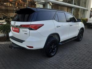 Toyota Fortuner 2.8GD-6 4X4 Epic Black automatic - Image 2