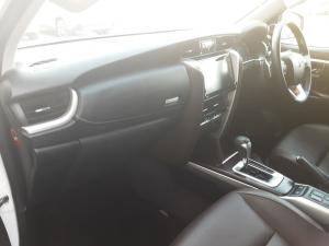 Toyota Fortuner 2.8GD-6 4X4 Epic Black automatic - Image 7