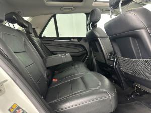 Mercedes-Benz ML 350 Bluetec - Image 17