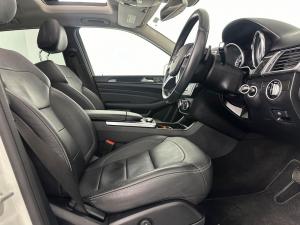 Mercedes-Benz ML 350 Bluetec - Image 19