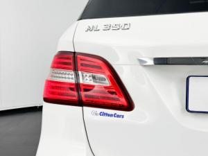 Mercedes-Benz ML 350 Bluetec - Image 9