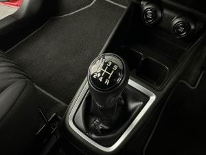 Suzuki Swift 1.2 GLX - Image 11