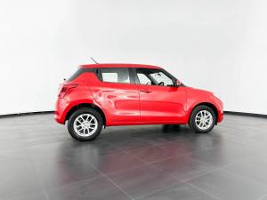 Suzuki Swift 1.2 GLX - Image 6