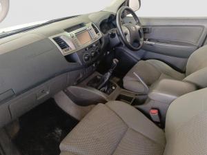 Toyota Hilux 2.7 Vvti Raider R/BD/C - Image 3