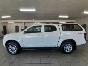 Isuzu D-MAX 1.9 Ddi LS 4X4 automatic D/C - Image 3