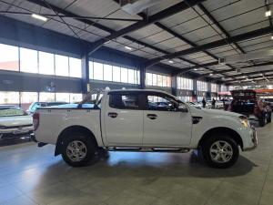 Ford Ranger 3.2TDCi XLT automaticD/C - Image 4