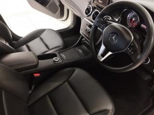 Mercedes-Benz CLA CLA180 auto - Image 10