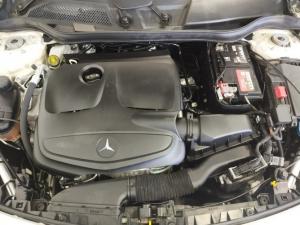 Mercedes-Benz CLA CLA180 auto - Image 14