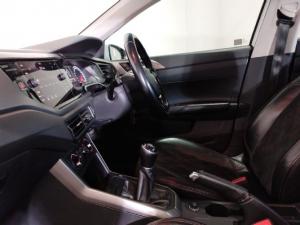 Volkswagen Polo hatch 1.0TSI Comfortline - Image 9