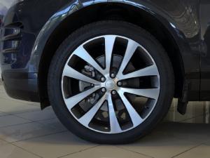 Land Rover Range Rover Evoque D200 R-Dynamic HSE - Image 11