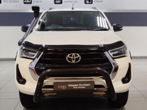 Toyota Hilux 2.4GD-6 double cab Raider manual - Image 3