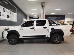 Toyota Hilux 2.4GD-6 double cab Raider manual - Image 7