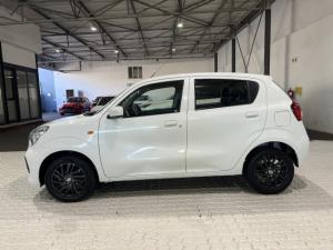 Toyota Vitz 1.0 XR manual - Image 4