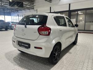 Toyota Vitz 1.0 XR manual - Image 7