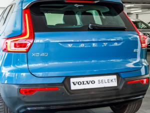 Volvo XC40 B3 Ultimate Dark - Image 13