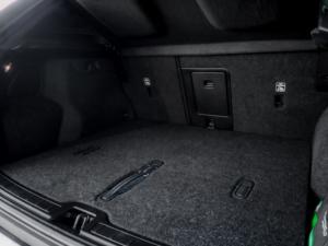 Volvo XC40 B3 Ultimate Dark - Image 14