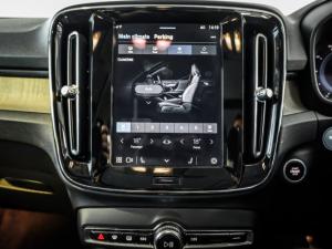 Volvo XC40 B3 Ultimate Dark - Image 18