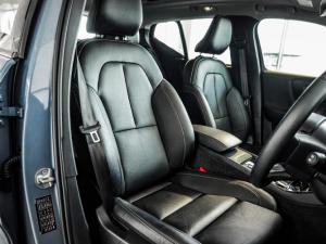 Volvo XC40 B3 Ultimate Dark - Image 7