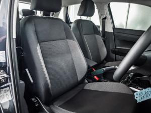 Volkswagen Polo hatch 1.0TSI Life manual - Image 13