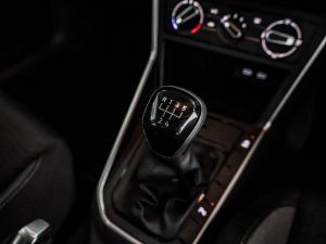 Volkswagen Polo hatch 1.0TSI Life manual - Image 19
