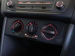 Volkswagen Polo Vivo hatch 1.4 Trendline - Image 16