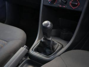 Volkswagen Polo Vivo hatch 1.4 Trendline - Image 17