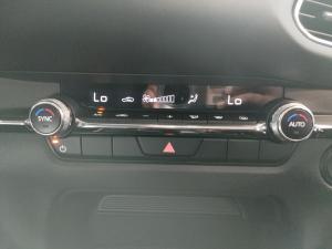 Mazda CX-30 2.0 Carbon Edition - Image 11