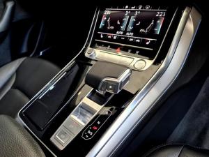 Audi Q8 45TDI quattro - Image 13