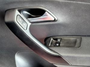 Volkswagen Polo Vivo hatch 1.4 Life - Image 14