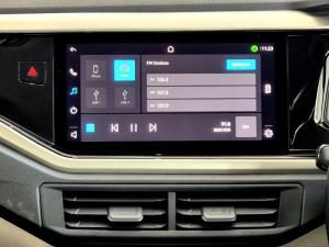 Volkswagen Polo sedan 1.6 Life manual - Image 7