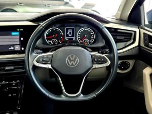 Volkswagen Polo sedan 1.6 Life manual - Image 9