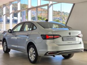 Volkswagen Polo sedan 1.6 Life manual - Image 5