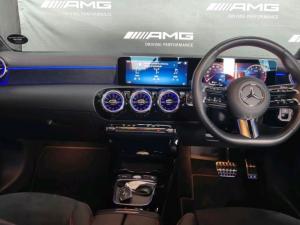 Mercedes-Benz CLA CLA200 Progressive - Image 10