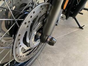Triumph Bonneville T120 Black - Image 7