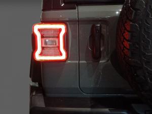 Jeep Wrangler Unlimited 3.6 Sport - Image 17