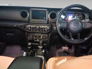 Jeep Wrangler Unlimited 3.6 Sport - Image 9