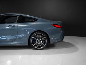 BMW 8 Series M850i xDrive coupe - Image 18